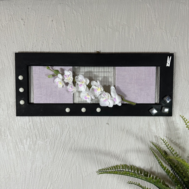 cadre noir / lilas et orchidée mise en situation n°1
