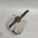 sculpture danseuse en bois vue du dessus